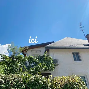https://studio-ora-22m-climatis-avec-balcon-privatif.hotels-rhonealpes.com